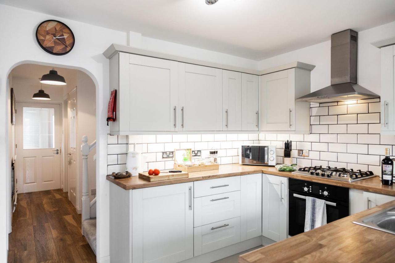 Maunsell House - Lovely Central Home Near Designer Outlets & Town With Parking Ashford  Exterior photo